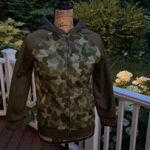 Sport camouflage green hoodie